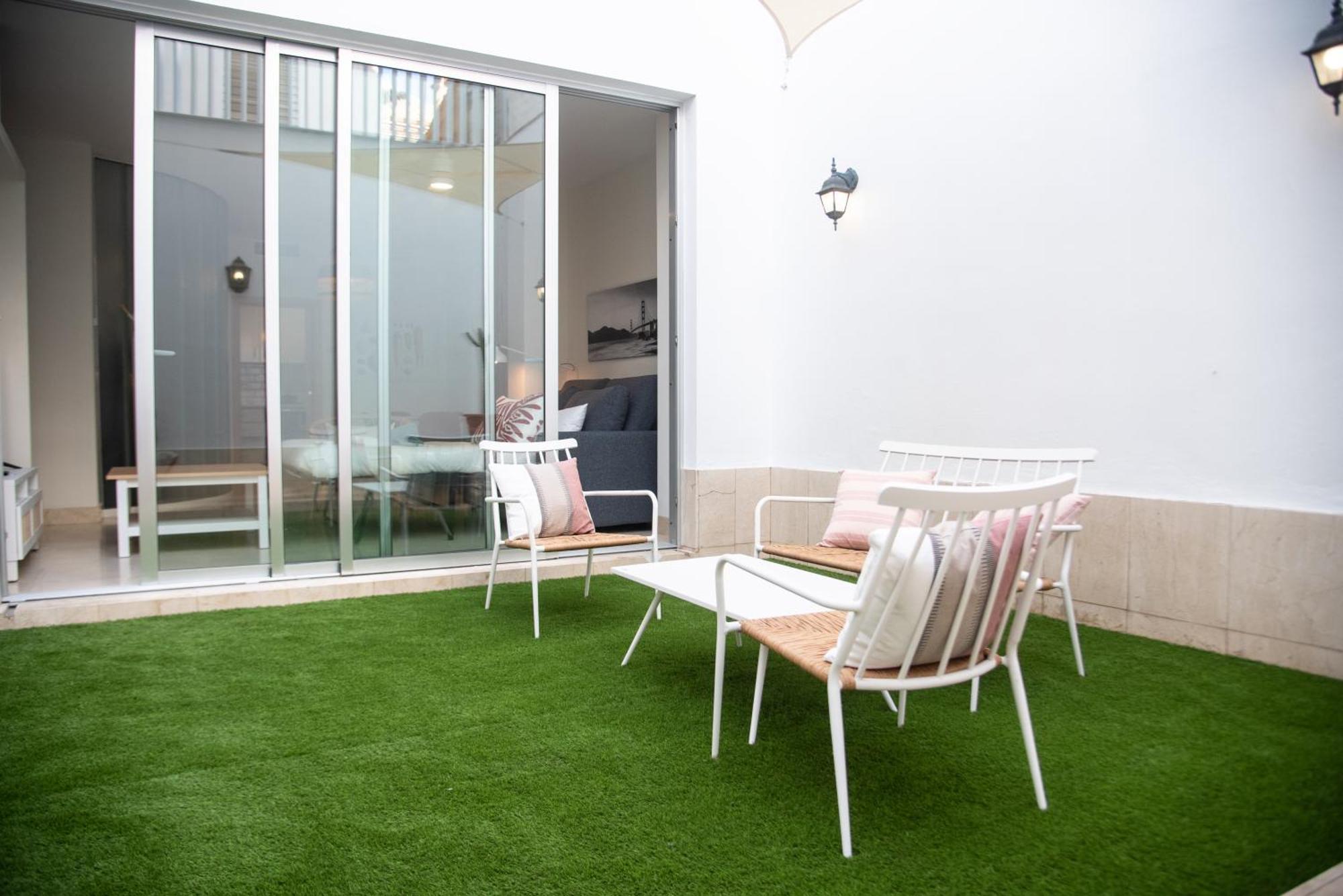 Tentudia Charming Apartments With Private Roof-Top Or Patio In San Bernardo By Ocityzen Séville