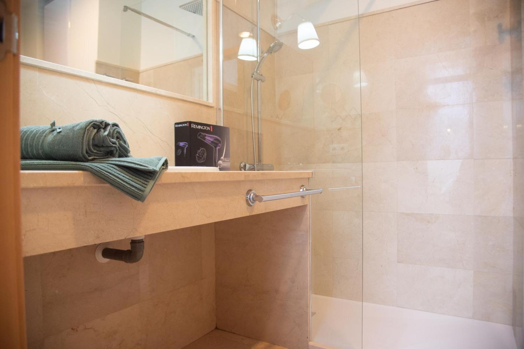 Tentudia Charming Apartments With Private Roof-Top Or Patio In San Bernardo By Ocityzen